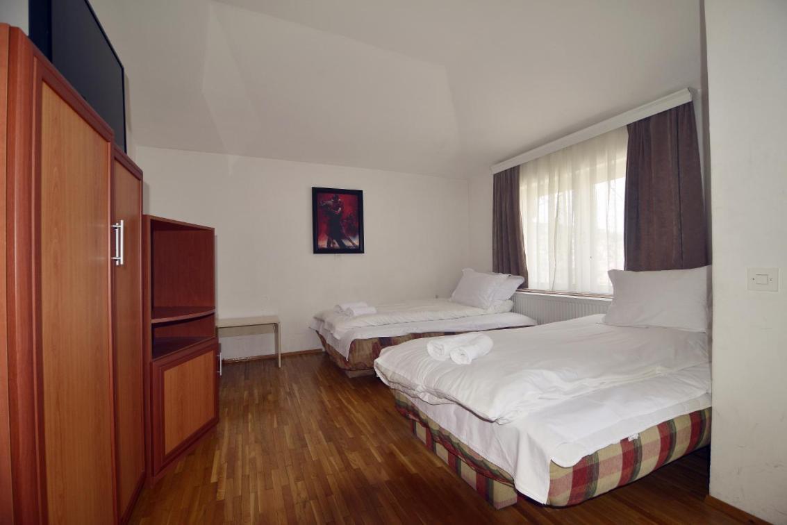 Hotel Vilagora Krushevo Krusevo Exterior photo