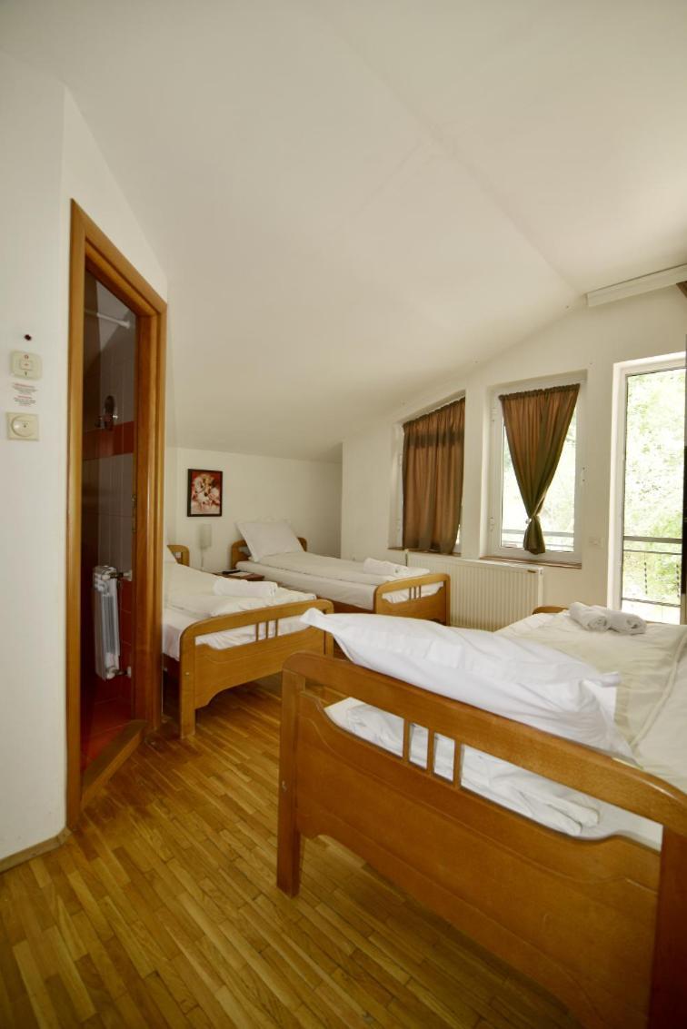 Hotel Vilagora Krushevo Krusevo Exterior photo